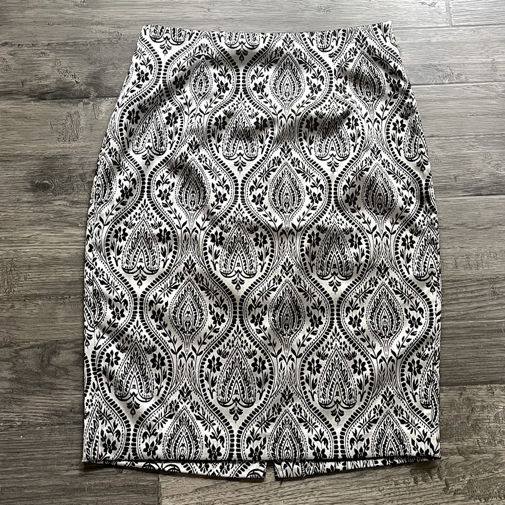 Black and Silver Worthington Midi Skirt Size 12